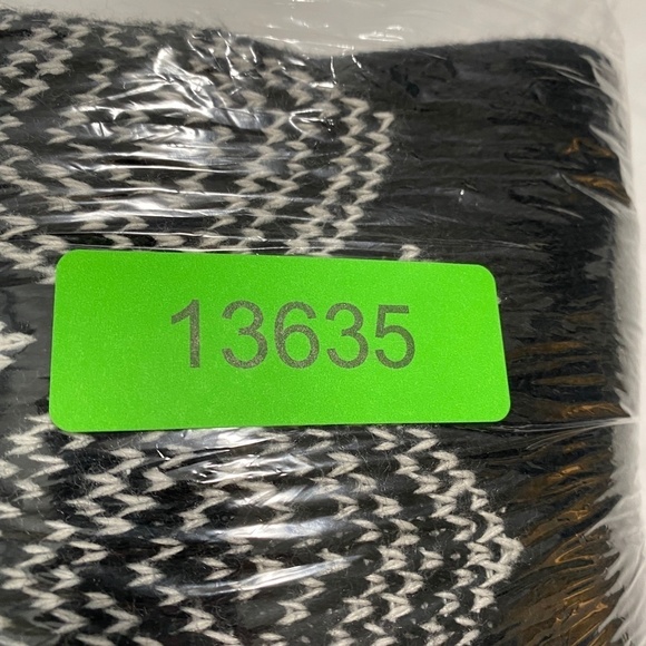 Stormpack Sunice Women's Black Crewneck Long Sleeve Sweater Size Large - Picture 9 of 9